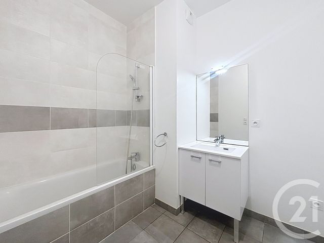Appartement T3 &agrave; vendre - 3 pi&egrave;ces - 62,72 m2 - Noyal Chatillon Sur Seiche - 35 - BRETAGNE