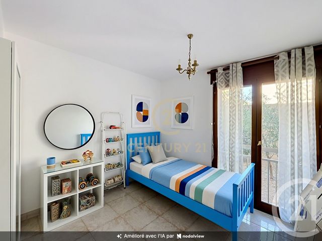 Appartement F4 &agrave; vendre - 4 pi&egrave;ces - 81 m2 - Hyeres - 83 - PROVENCE-ALPES-COTE-D-AZUR