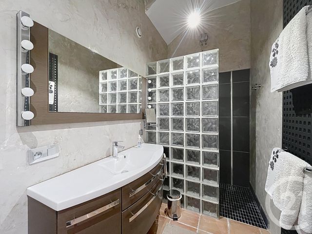 Maison &agrave; vendre - 8 pi&egrave;ces - 185 m2 - Hyeres - 83 - PROVENCE-ALPES-COTE-D-AZUR