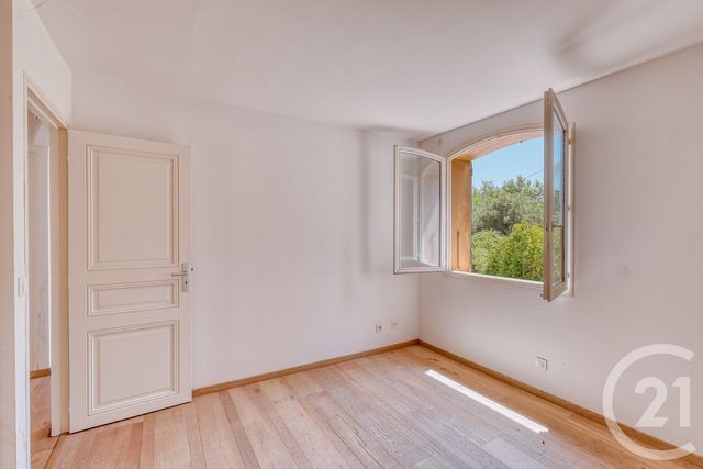 Maison &agrave; vendre - 6 pi&egrave;ces - 204 m2 - Hyeres - 83 - PROVENCE-ALPES-COTE-D-AZUR