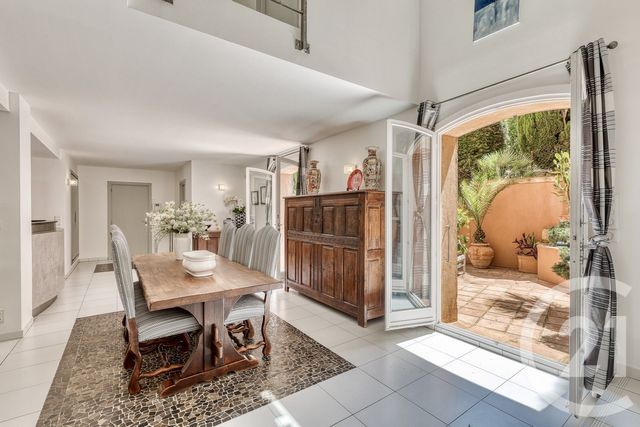 Maison &agrave; vendre - 6 pi&egrave;ces - 204 m2 - Hyeres - 83 - PROVENCE-ALPES-COTE-D-AZUR