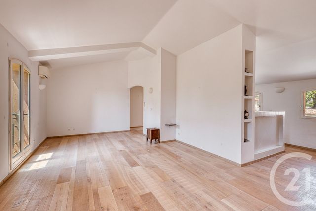 Maison &agrave; vendre - 6 pi&egrave;ces - 204 m2 - Hyeres - 83 - PROVENCE-ALPES-COTE-D-AZUR