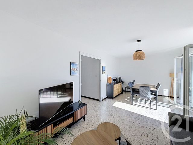 Appartement F2 &agrave; vendre - 2 pi&egrave;ces - 53 m2 - Hyeres - 83 - PROVENCE-ALPES-COTE-D-AZUR