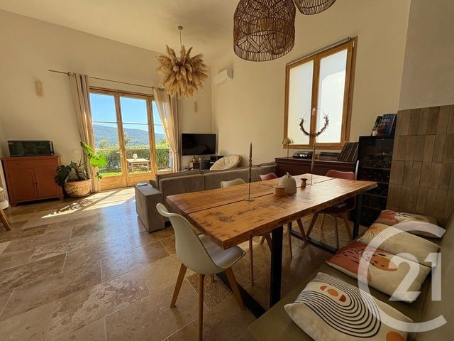 Appartement &agrave; vendre - 4 pi&egrave;ces - 83 m2 - Hyeres - 83 - PROVENCE-ALPES-COTE-D-AZUR