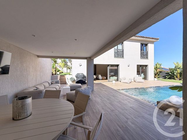 Maison &agrave; vendre - 6 pi&egrave;ces - 134 m2 - Hyeres - 83 - PROVENCE-ALPES-COTE-D-AZUR