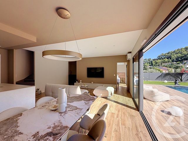 Maison &agrave; vendre - 6 pi&egrave;ces - 134 m2 - Hyeres - 83 - PROVENCE-ALPES-COTE-D-AZUR