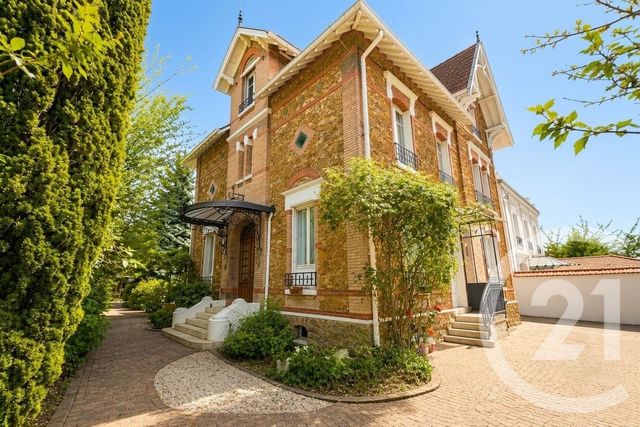 Maison à vendre ST MAUR DES FOSSES