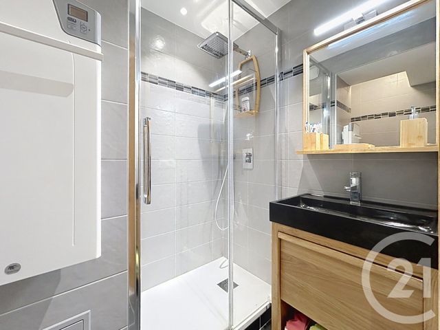 Appartement T3 &agrave; vendre - 3 pi&egrave;ces - 44,14 m2 - St Gervais Les Bains - 74 - RHONE-ALPES