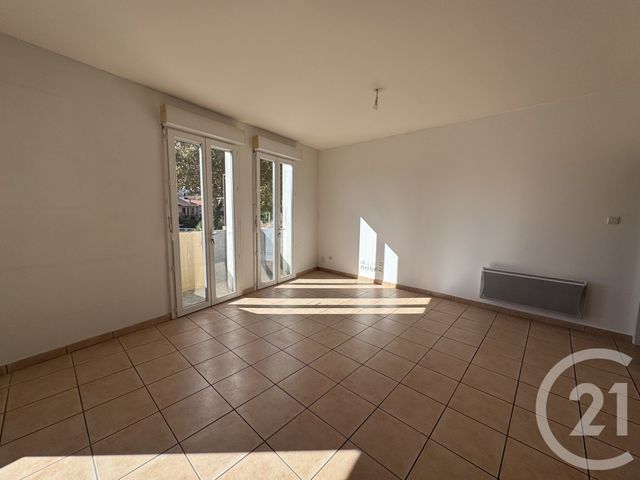 Appartement F3 bis à louer - 4 pièces - 86 m2 - Pamiers - 09 - MIDI-PYRENEES