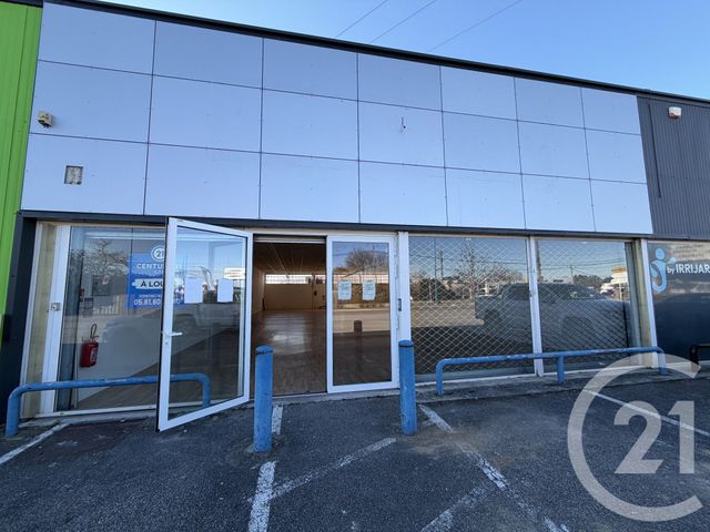 Maison &agrave; louer - 1 pi&egrave;ce - 350 m2 - St Jean Du Falga - 09 - MIDI-PYRENEES