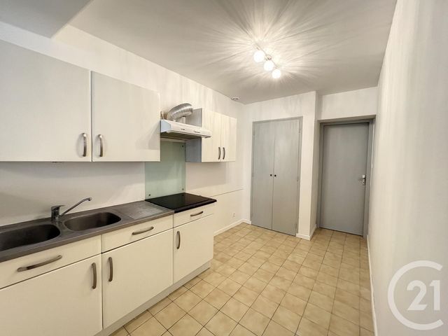Appartement F2 &agrave; louer - 2 pi&egrave;ces - 60 m2 - Pamiers - 09 - MIDI-PYRENEES