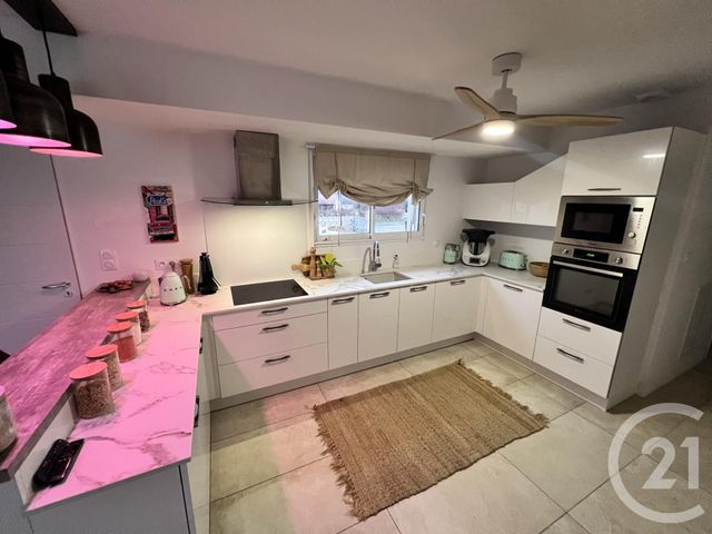 Maison &agrave; louer - 5 pi&egrave;ces - 154,11 m2 - Les Pujols - 09 - MIDI-PYRENEES