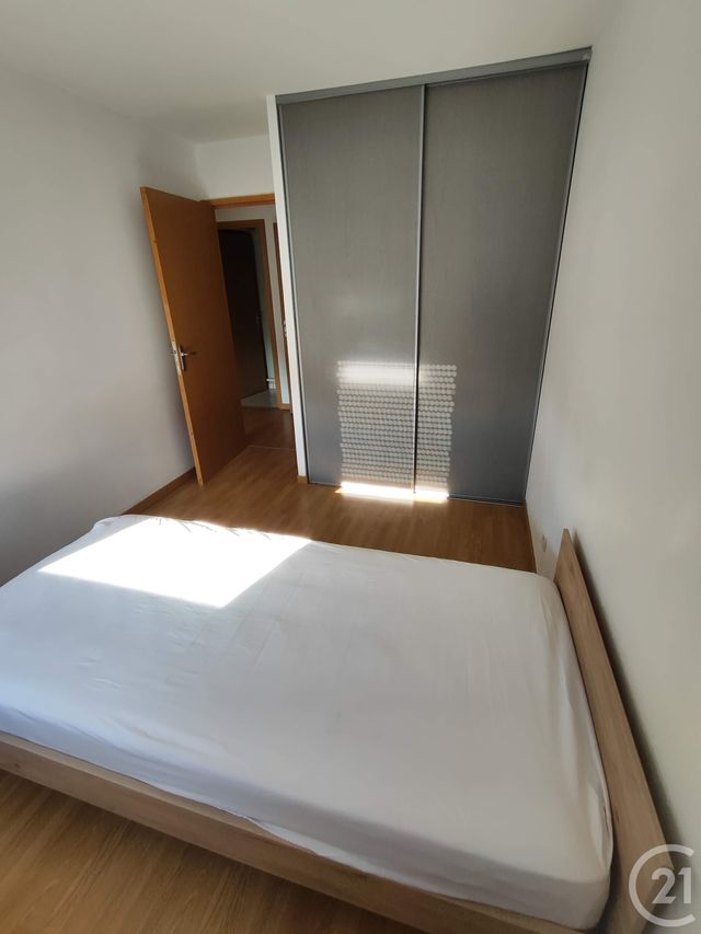 Appartement T3 &agrave; louer - 3 pi&egrave;ces - 67,40 m2 - Foix - 09 - MIDI-PYRENEES