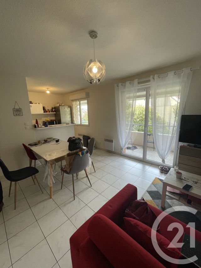Appartement T2 &agrave; louer - 2 pi&egrave;ces - 40,44 m2 - Pamiers - 09 - MIDI-PYRENEES