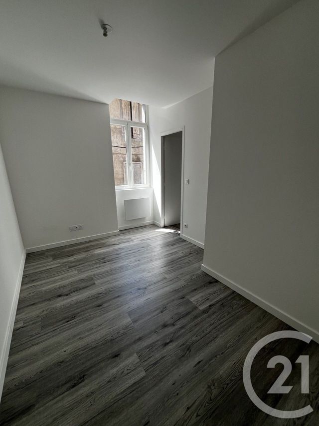 Appartement T2 &agrave; louer - 2 pi&egrave;ces - 27,59 m2 - Pamiers - 09 - MIDI-PYRENEES