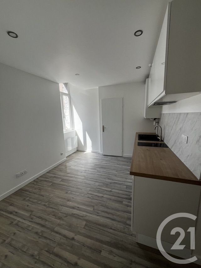 Appartement T2 &agrave; louer - 2 pi&egrave;ces - 27,59 m2 - Pamiers - 09 - MIDI-PYRENEES