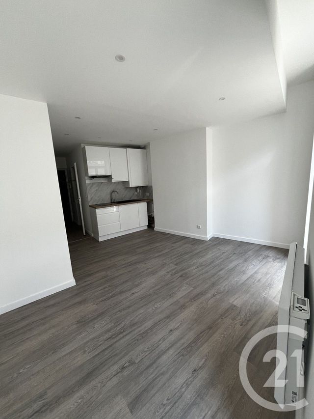 Appartement T2 &agrave; louer - 2 pi&egrave;ces - 30,61 m2 - Pamiers - 09 - MIDI-PYRENEES