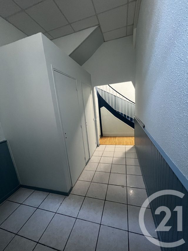 Appartement T2 &agrave; louer - 2 pi&egrave;ces - 28,09 m2 - Pamiers - 09 - MIDI-PYRENEES