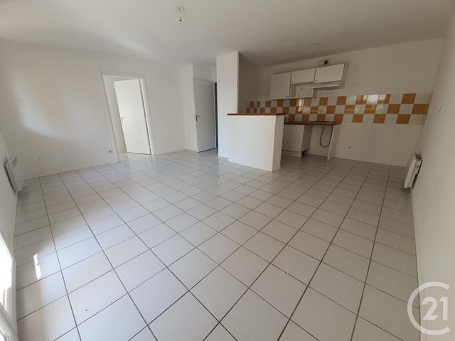 Appartement F4 &agrave; louer - 4 pi&egrave;ces - 96 m2 - Pamiers - 09 - MIDI-PYRENEES