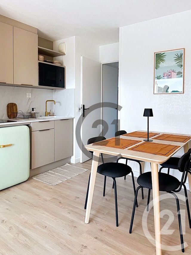 Appartement &agrave; louer - 2 pi&egrave;ces - 30 m2 - La Baule - 44 - PAYS-DE-LOIRE