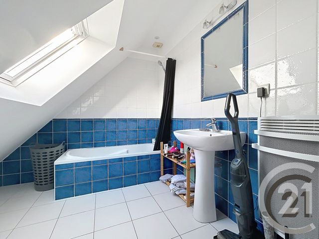 Maison &agrave; louer - 5 pi&egrave;ces - 95 m2 - Guerande - 44 - PAYS-DE-LOIRE
