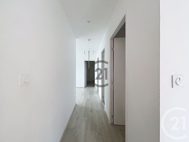 Maison &agrave; louer - 5 pi&egrave;ces - 139,55 m2 - Guerande - 44 - PAYS-DE-LOIRE