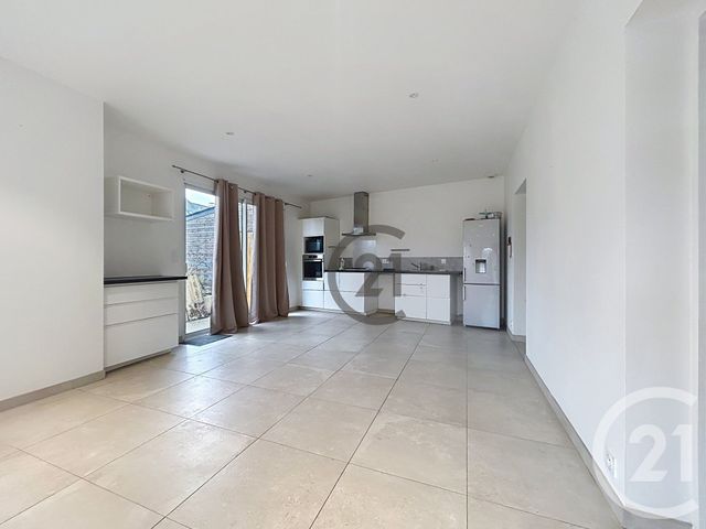 Maison &agrave; louer - 5 pi&egrave;ces - 139,55 m2 - Guerande - 44 - PAYS-DE-LOIRE