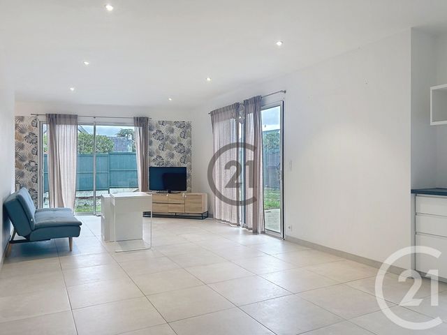 Maison &agrave; louer - 5 pi&egrave;ces - 139,55 m2 - Guerande - 44 - PAYS-DE-LOIRE