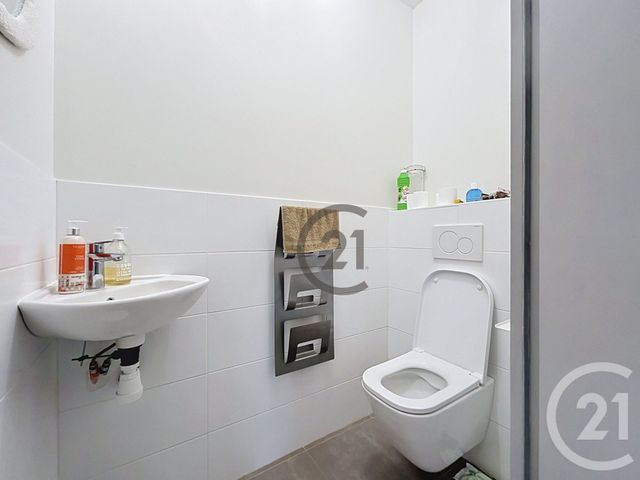 Maison &agrave; louer - 5 pi&egrave;ces - 139,55 m2 - Guerande - 44 - PAYS-DE-LOIRE