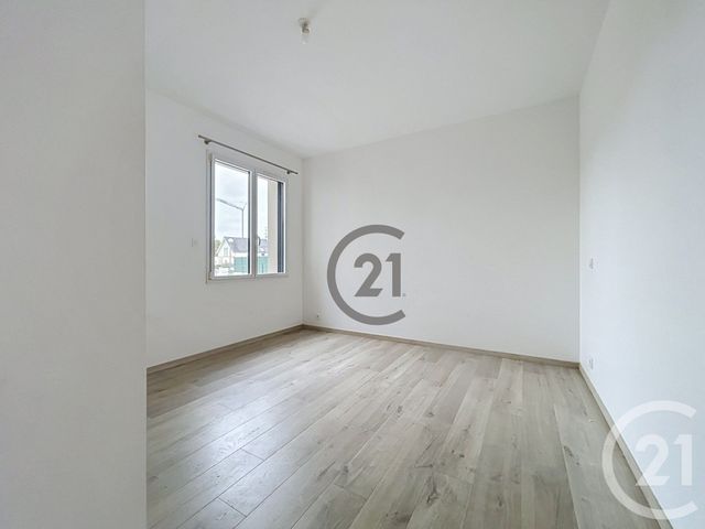 Maison &agrave; louer - 5 pi&egrave;ces - 139,55 m2 - Guerande - 44 - PAYS-DE-LOIRE