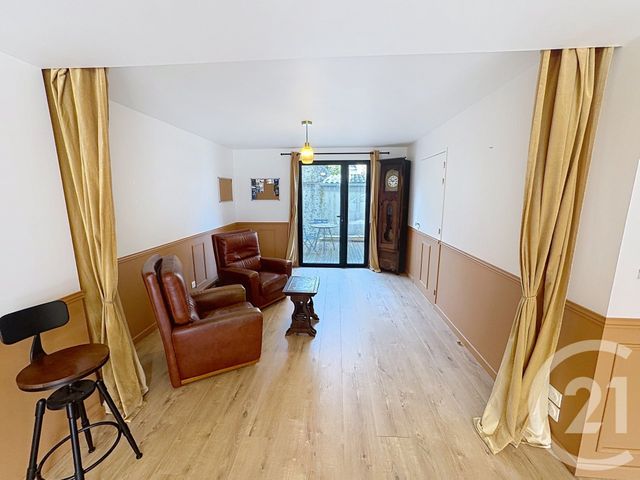 Appartement Local &agrave; vendre - 2 pi&egrave;ces - 51,10 m2 - Landerneau - 29 - BRETAGNE