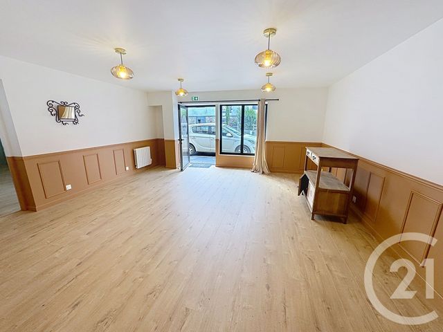 Appartement Local &agrave; vendre - 2 pi&egrave;ces - 51,10 m2 - Landerneau - 29 - BRETAGNE