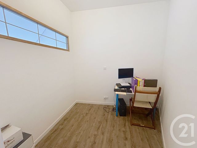 Appartement T6 &agrave; vendre - 5 pi&egrave;ces - 116,85 m2 - Landivisiau - 29 - BRETAGNE