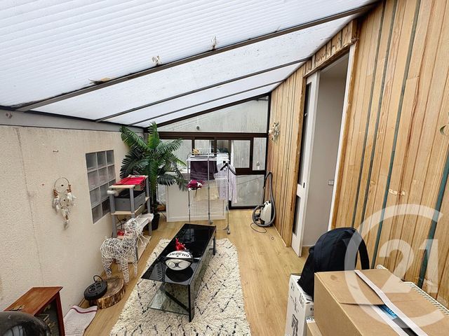 Appartement T6 &agrave; vendre - 5 pi&egrave;ces - 116,85 m2 - Landivisiau - 29 - BRETAGNE