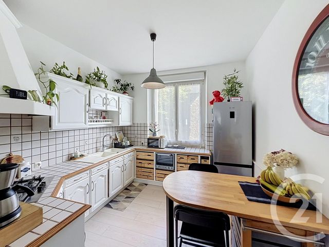 Appartement T4 &agrave; vendre - 4 pi&egrave;ces - 77,08 m2 - Landerneau - 29 - BRETAGNE