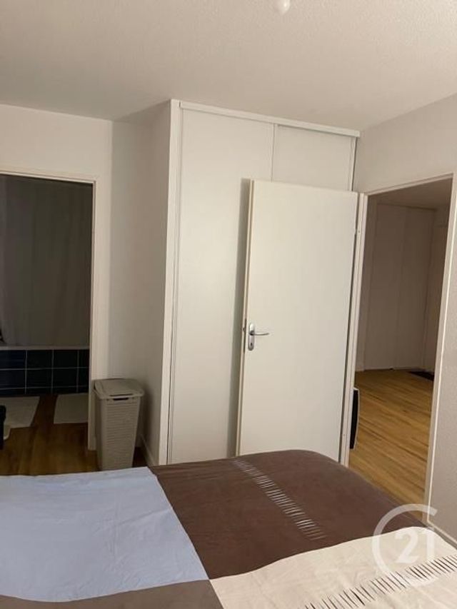 Appartement F2 &agrave; louer - 2 pi&egrave;ces - 37,53 m2 - Saintes - 17 - POITOU-CHARENTES