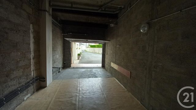 Appartement F2 &agrave; louer - 2 pi&egrave;ces - 43,06 m2 - Saintes - 17 - POITOU-CHARENTES