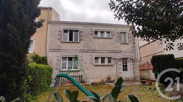 Maison &agrave; vendre - 8 pi&egrave;ces - 126 m2 - Saintes - 17 - POITOU-CHARENTES