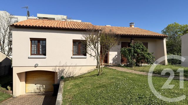 Maison &agrave; vendre - 4 pi&egrave;ces - 89,57 m2 - Saintes - 17 - POITOU-CHARENTES