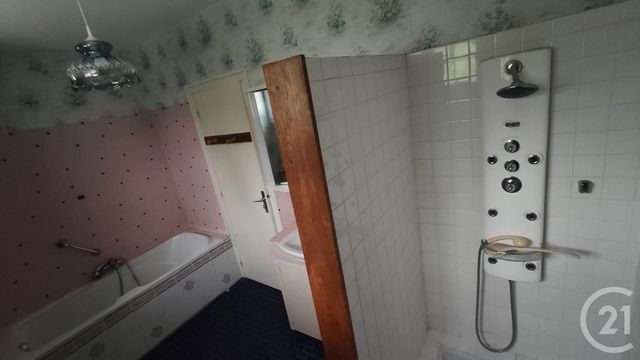 Maison &agrave; vendre - 7 pi&egrave;ces - 170,97 m2 - Saintes - 17 - POITOU-CHARENTES