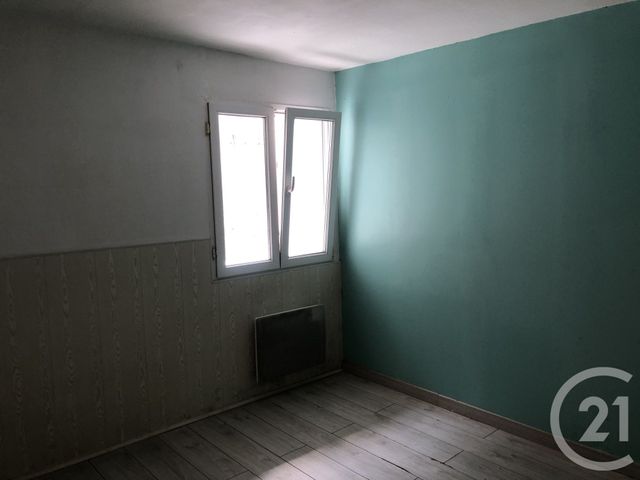 Appartement &agrave; vendre - 6 pi&egrave;ces - 102,94 m2 - Saintes - 17 - POITOU-CHARENTES