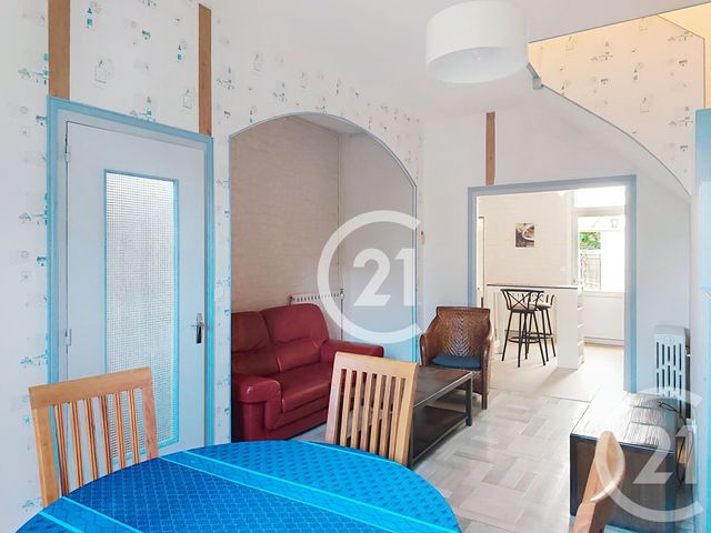 Maison &agrave; vendre - 4 pi&egrave;ces - 81,18 m2 - Saintes - 17 - POITOU-CHARENTES