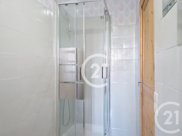 Maison &agrave; vendre - 4 pi&egrave;ces - 81,18 m2 - Saintes - 17 - POITOU-CHARENTES