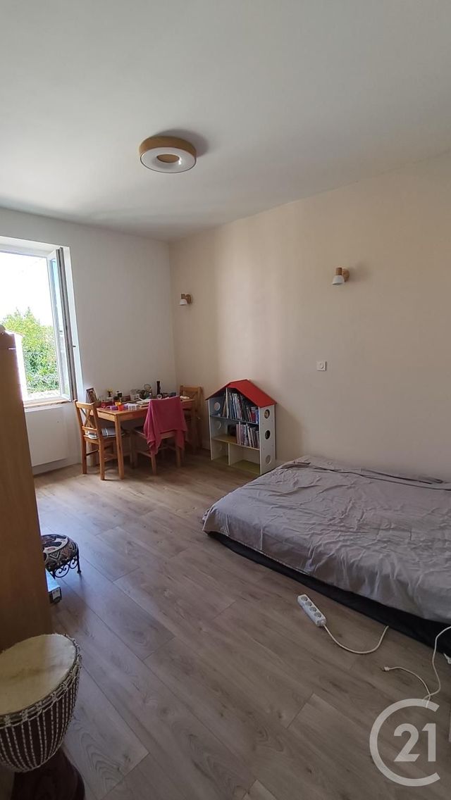 Maison &agrave; vendre - 4 pi&egrave;ces - 59,20 m2 - Saintes - 17 - POITOU-CHARENTES