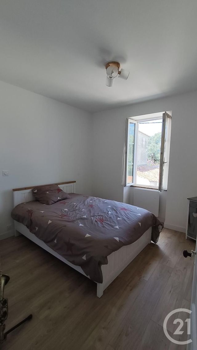 Maison &agrave; vendre - 4 pi&egrave;ces - 59,20 m2 - Saintes - 17 - POITOU-CHARENTES