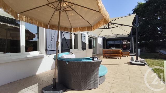 Maison &agrave; vendre - 4 pi&egrave;ces - 101 m2 - Fontcouverte - 17 - POITOU-CHARENTES