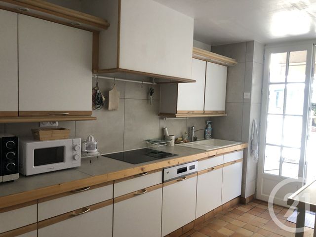Maison &agrave; vendre - 5 pi&egrave;ces - 178 m2 - St Jean D Angely - 17 - POITOU-CHARENTES