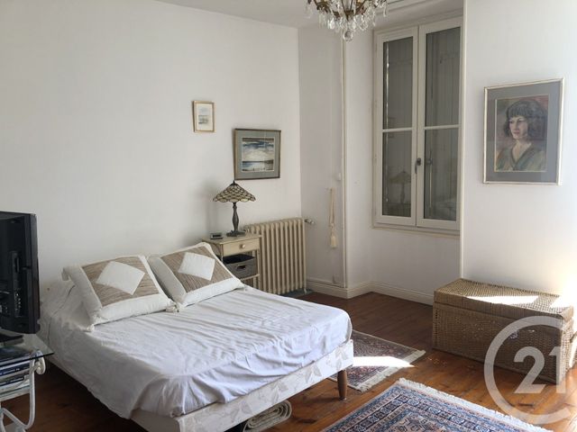 Maison &agrave; vendre - 5 pi&egrave;ces - 178 m2 - St Jean D Angely - 17 - POITOU-CHARENTES