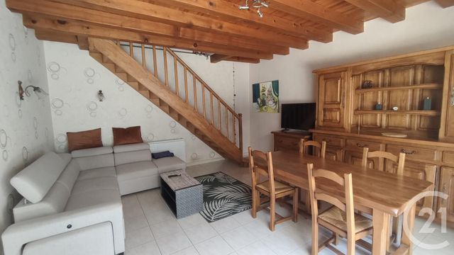 Maison &agrave; vendre - 4 pi&egrave;ces - 77 m2 - Saintes - 17 - POITOU-CHARENTES