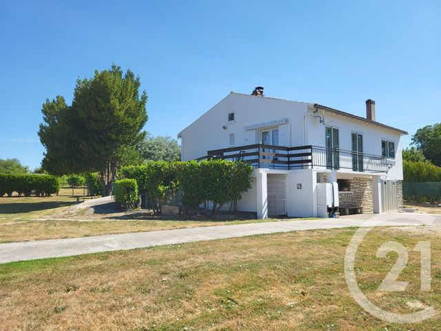 Maison &agrave; vendre - 4 pi&egrave;ces - 94,36 m2 - Chaniers - 17 - POITOU-CHARENTES